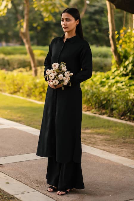 Shop_RAAS LIFE_Black Wool Collared Solid Kurta Set With Pant _Online_at_Aza_Fashions