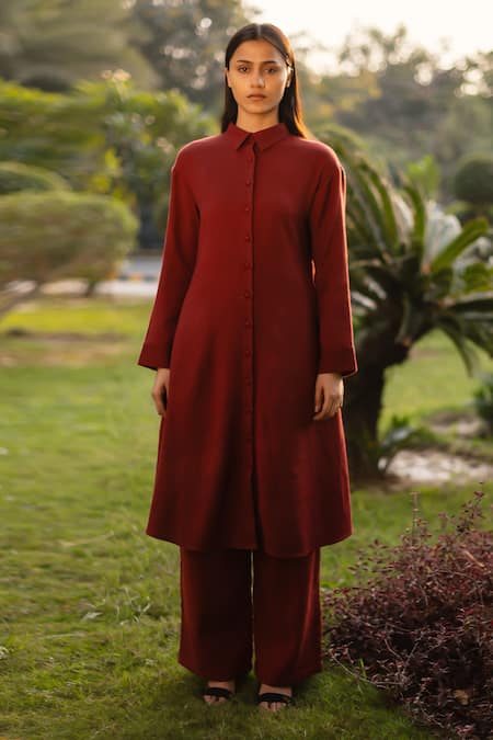 Buy_RAAS LIFE_Maroon Wool Collared Solid Merino Long Tunic _Online_at_Aza_Fashions