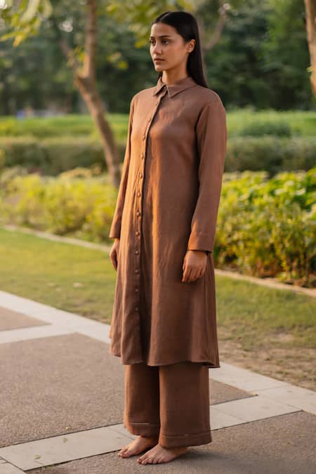 RAAS LIFE_Brown Wool Collared Woven Long Kurta And Pant Set _Online_at_Aza_Fashions