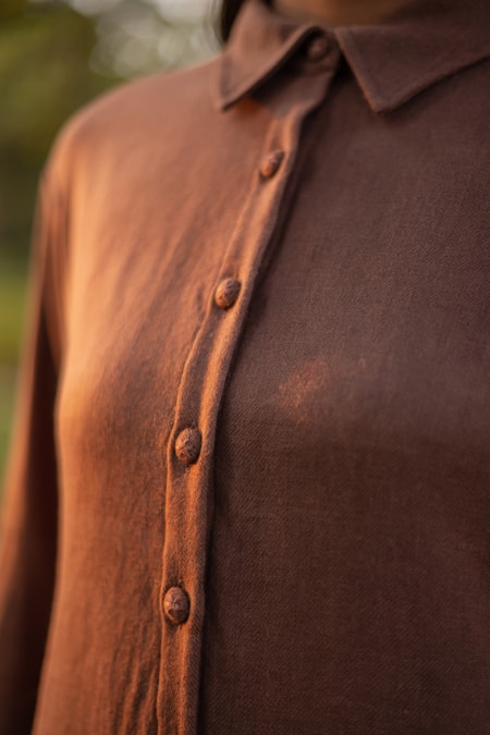 Buy_RAAS LIFE_Brown Wool Collared Woven Long Kurta And Pant Set _Online_at_Aza_Fashions