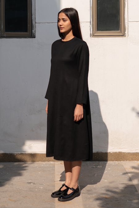 RAAS LIFE_Black Wool Round Neck Faggoting Detail Midi Dress _Online_at_Aza_Fashions