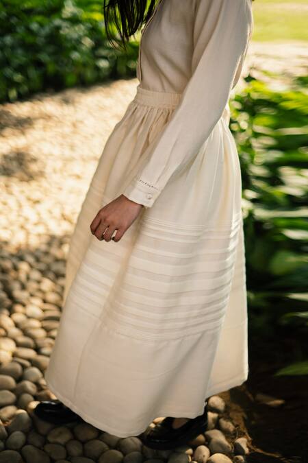 Shop_RAAS LIFE_Cream Wool Pintucked Long Skirt _Online_at_Aza_Fashions