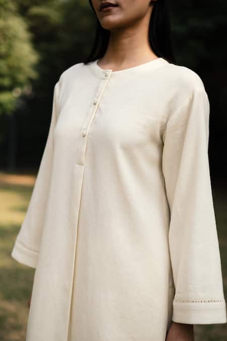 Shop_RAAS LIFE_Cream Wool Round Neck Solid Kurta Set With Stole _Online_at_Aza_Fashions