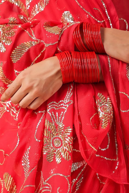 Ruar India_Red Chiffon Sequins, Embroidery Round Neck Bloom Jaal Saree Set _at_Aza_Fashions