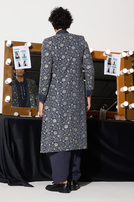 Shop Twenty Nine Gray Cotton, Silk Mirrors, Sequins Grey Embroidered Kurta And Pant Set at Aza Fashions Shop_Twenty Nine_Gray Cotton, Silk Mirrors, Sequins Grey Embroidered Kurta And Pant Set _at_Aza_Fashions