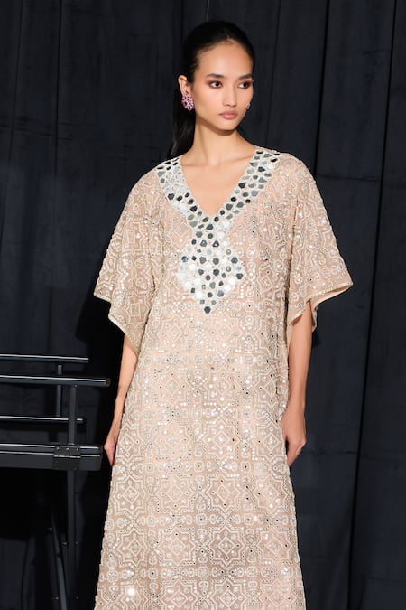 Shop Twenty Nine Peach Tulle Mirrors, Beads V-neck Hexagon Kaftan at Aza Fashions Shop_Twenty Nine_Peach Tulle Mirrors, Beads V-neck Hexagon Kaftan _at_Aza_Fashions
