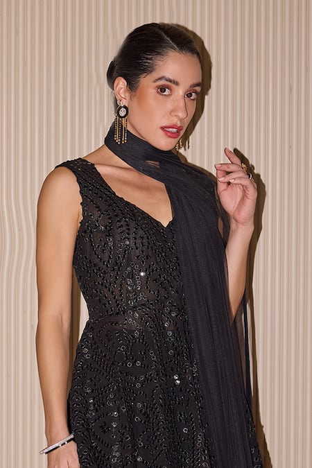 Buy_Twenty Nine_Black Tulle Mirrors, Applique Asymmetric Mirrorwork Layered Lehenga Set 