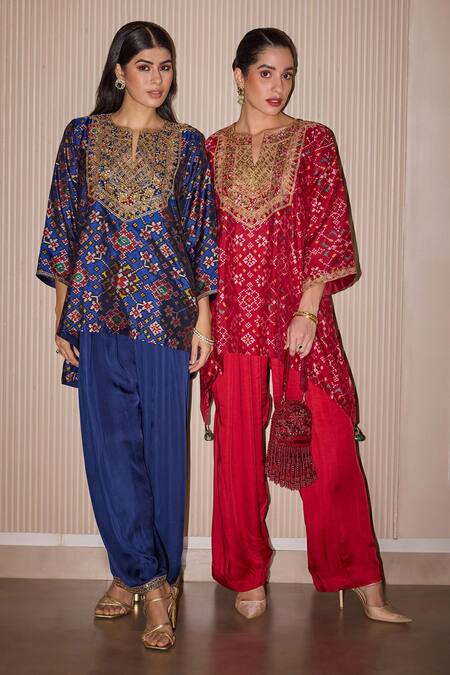 Twenty Nine Blue Silk Embroidery Split V-neck Patola Weave Kurta Set at Aza Fashions Twenty Nine_Blue Silk Embroidery Split V-neck Patola Weave Kurta Set _at_Aza_Fashions