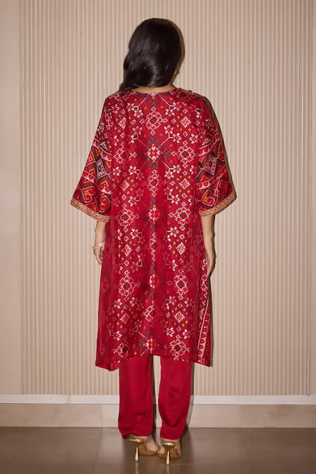 Shop Twenty Nine Red Silk Embroidery Open Neck Asymmetric Patola Kurta Set at Aza Fashions Shop_Twenty Nine_Red Silk Embroidery Open Neck Asymmetric Patola Kurta Set _at_Aza_Fashions