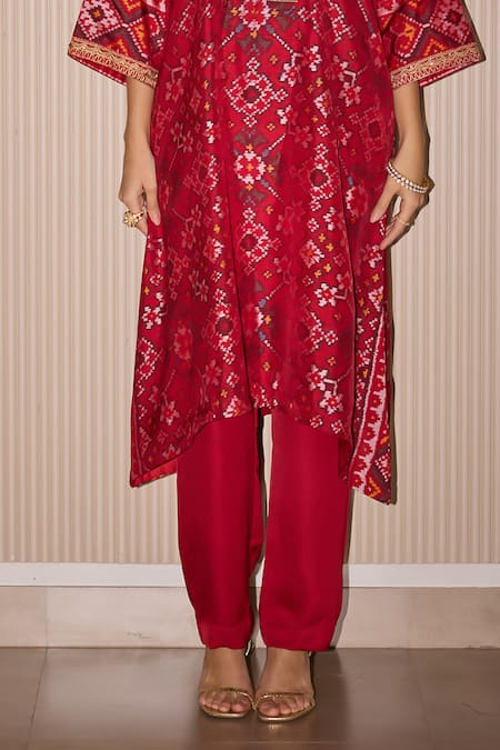 Buy Twenty Nine Red Silk Embroidery Open Neck Asymmetric Patola Kurta Set Online at Aza Fashions Buy_Twenty Nine_Red Silk Embroidery Open Neck Asymmetric Patola Kurta Set _Online_at_Aza_Fashions