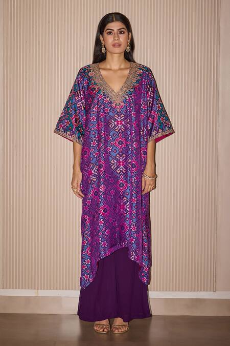 Buy_Twenty Nine_Purple Silk Embroidery V-neck Asymmetric Patola Kurta Set _Online_at_Aza_Fashions