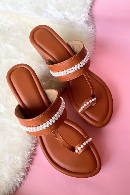 Modanta Footwear Tan Pearl Embellished Kolhapuri Wedges 