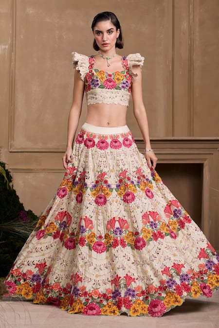 Chandrima Floral Thread & Cutwork Detailed Lehenga 