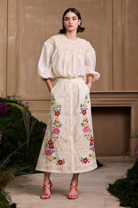 Chandrima Ivory Chanderi Lace, Applique, Beads Round Neck Rose Embroidered Top Online at Aza Fashions Chandrima_Ivory Chanderi Lace, Applique, Beads Round Neck Rose Embroidered Top _Online_at_Aza_Fashions