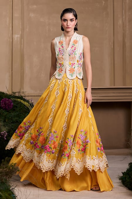 Chandrima_Ivory Chanderi, Cotton Embroidery V-neck Floral Waistcoat _Online_at_Aza_Fashions