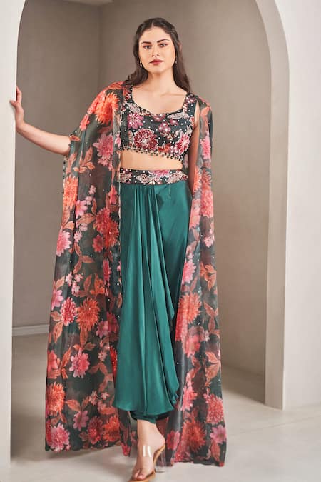 Sammohi By Moksha And Hiral Floral Printed Cape & Dhoti Pant Set 
