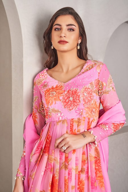 Buy_Sammohi By Moksha And Hiral_Pink Georgette Pearls, Sequins V-neck Floral Print Peplum Kurta Set _Online_at_Aza_Fashions