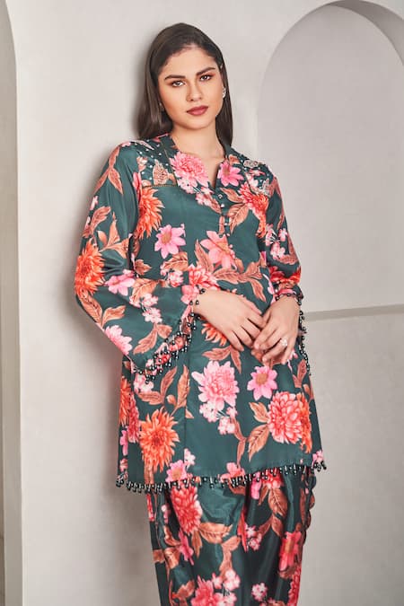 Buy_Sammohi By Moksha And Hiral_Green Modal, Satin Beads, Tassels V-neck Floral Printed Kurta And Dhoti Pant Set _Online_at_Aza_Fashions