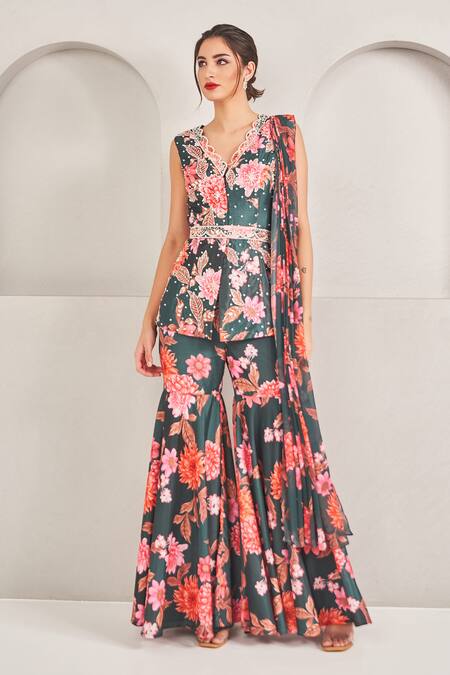 Buy_Sammohi By Moksha And Hiral_Green Crepe Pearls Scoop Neck Floral Peplum Kurta Set With Dupatta _Online_at_Aza_Fashions