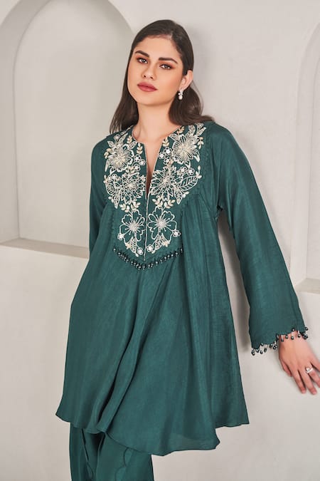 Buy_Sammohi By Moksha And Hiral_Green Silk Pearls, Sequins Collared Floral Embroidered Tunic And Tulip Pant Set _Online_at_Aza_Fashions