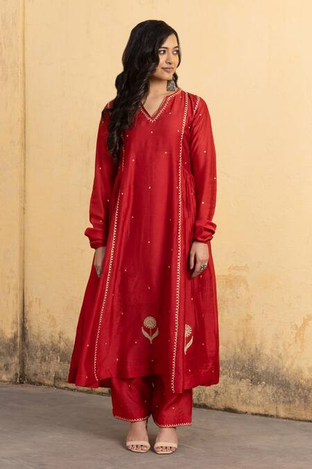 Buy ASRUMO Red Chanderi Embroidery Split V-neck Wildbloom Anarkali Set Online at Aza Fashions Buy_ASRUMO_Red Chanderi Embroidery Split V-neck Wildbloom Anarkali Set _Online_at_Aza_Fashions