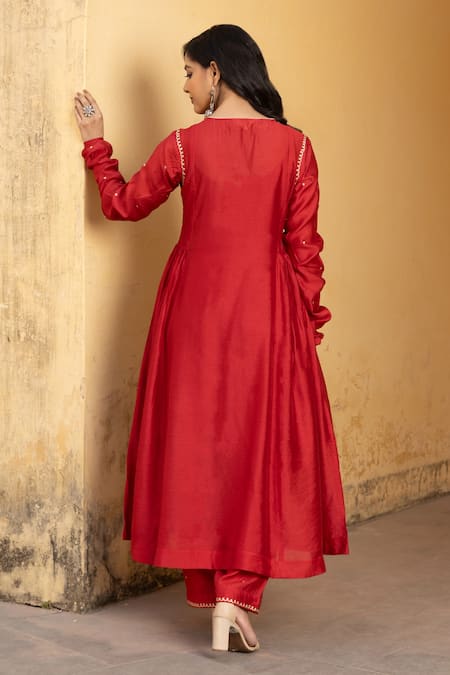 Shop ASRUMO Red Chanderi Embroidery Split V-neck Wildbloom Anarkali Set Online at Aza Fashions Shop_ASRUMO_Red Chanderi Embroidery Split V-neck Wildbloom Anarkali Set _Online_at_Aza_Fashions