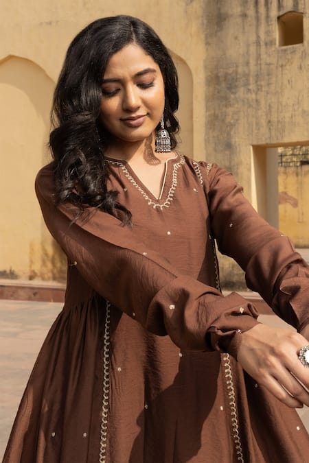 Buy_ASRUMO_Brown Chanderi Embroidery Split V-neck Wildblossom Anarkali Set _Online_at_Aza_Fashions