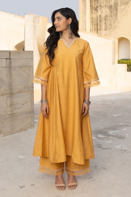 Buy_ASRUMO_Yellow Chanderi Lace, Mirrors Split V-neck Mukaish Embroidered Anarkali Set _Online_at_Aza_Fashions