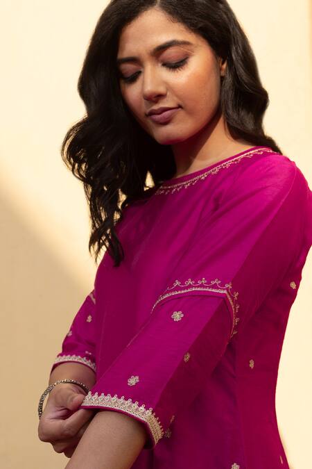 Shop ASRUMO Fuchsia Chanderi, Muslin Embroidery Round Neck Ditsy Flora Anarkali Set Online at Aza Fashions Shop_ASRUMO_Fuchsia Chanderi, Muslin Embroidery Round Neck Ditsy Flora Anarkali Set _Online_at_Aza_Fashions