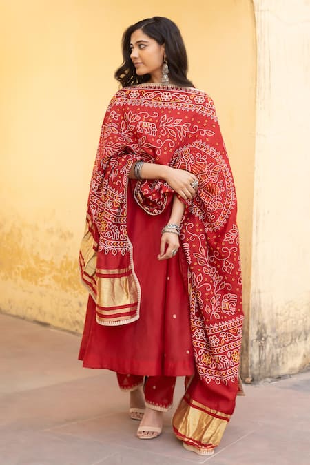 ASRUMO_Red Chanderi, Muslin Embroidery Round Neck Ditsy Bloom Anarkali Set _Online_at_Aza_Fashions