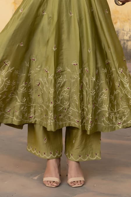 Shop_ASRUMO_Green Organza, Chanderi Embroidery, Zari Round Neck Gul Jaal Anarkali Pant Set 