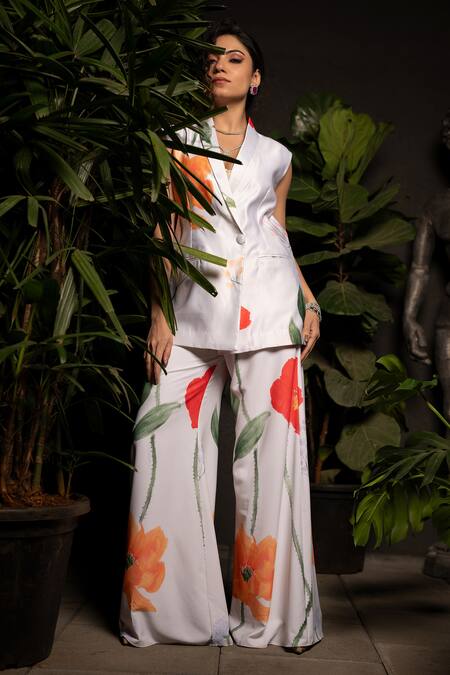 Shop_Sonam Parmar Jhawar_White Crepe, Satin Floral Print Blazer And Pant Set_Online_at_Aza_Fashions
