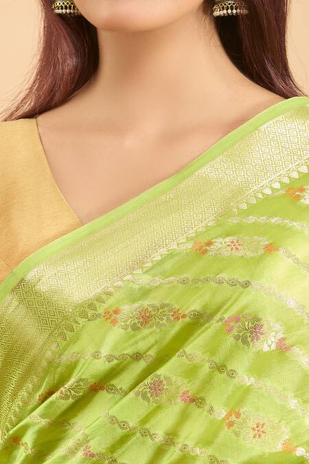 Buy Samyukta Singhania Green Silk Embroidery Woven Floral Saree With Blouse Online at Aza Fashions Buy_Samyukta Singhania_Green Silk Embroidery Woven Floral Saree With Blouse _Online_at_Aza_Fashions