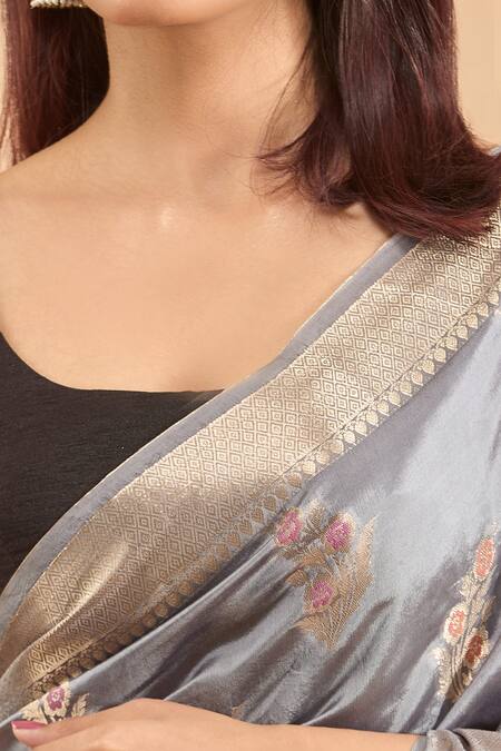 Buy_Samyukta Singhania_Gray Silk Embroidery Woven Floral Motif Grey Saree With Blouse 