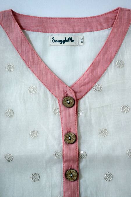 Snuggleme_Off White Chanderi Drop Shoulder V Neck Shirt _Online_at_Aza_Fashions