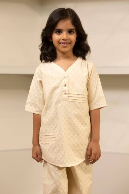 Snuggleme_Off White Cotton Geometric Pattern Kurta And Pant Set _at_Aza_Fashions