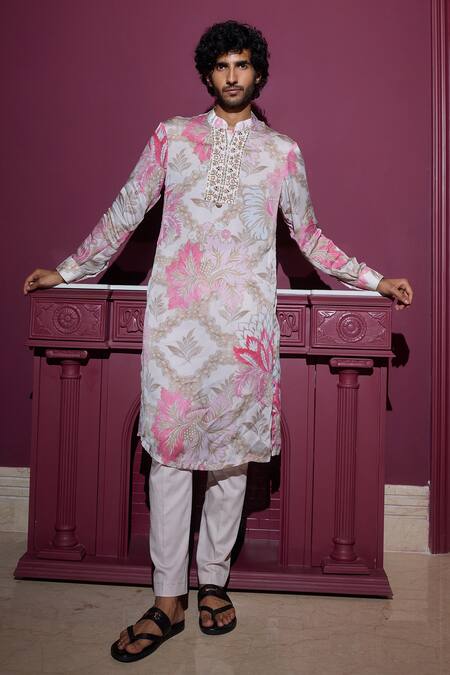 Mahima Mahajan_Pink Cotton Sequins, Zari Botanical Printed Kurta Set _Online_at_Aza_Fashions