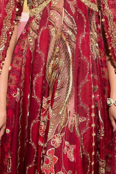 Buy_Mahima Mahajan_Red Organza, Cotton Sequins, Mirrors V-neck Sindoori Embroidered Anarkali Set _Online_at_Aza_Fashions