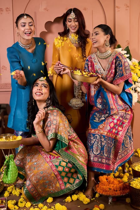 Shop Tasuvure Indes Yellow Brocade Embroidery V-neck Floral Banarsi Kaftan Online at Aza Fashions Shop_Tasuvure Indes_Yellow Brocade Embroidery V-neck Floral Banarsi Kaftan _Online_at_Aza_Fashions