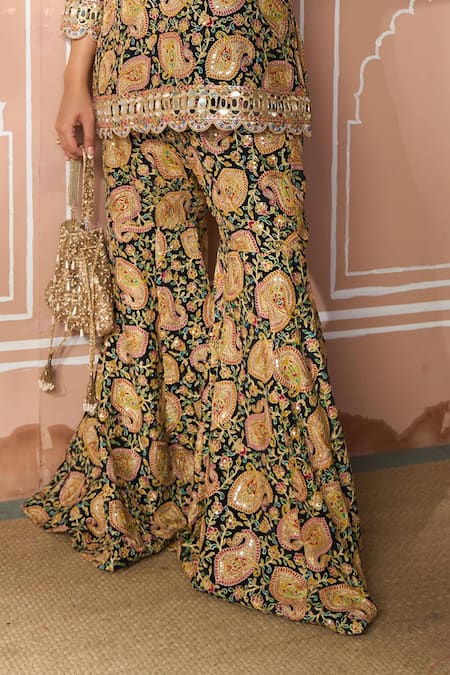 Tasuvure Indes Black Georgette Sequins, Mirrors Round Neck Embroidered Kurta Set With Sharara Online at Aza Fashions Tasuvure Indes_Black Georgette Sequins, Mirrors Round Neck Embroidered Kurta Set With Sharara_Online_at_Aza_Fashions