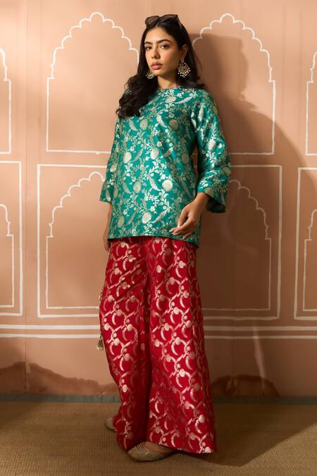 Tasuvure Indes_Green Brocade, Silk Embroidery, Zari Round Floral Veil Tunic And Flared Pant Set _at_Aza_Fashions