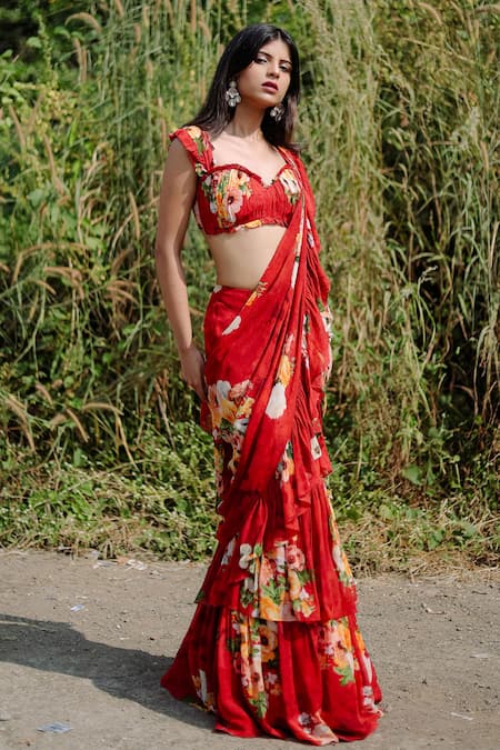 Foram Patel_Red Georgette Sweetheart Neck Floral Ruffle Pre-draped Saree With Blouse_Online_at_Aza_Fashions