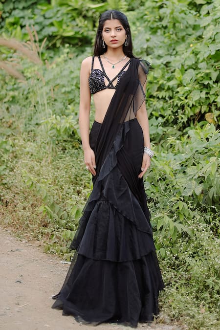 Foram Patel Black Organza, Net, Georgette Sequins, Pre-draped Mermaid Saree And Blouse Online at Aza Fashions Foram Patel_Black Organza, Net, Georgette Sequins, Pre-draped Mermaid Saree And Blouse_Online_at_Aza_Fashions