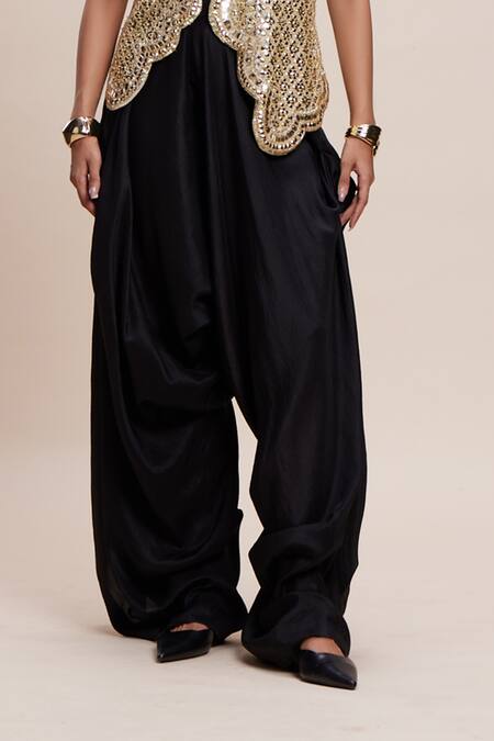 Kangana Trehan Black Cotton, Crepe, Silk Sequins Scoop Neck Floral Embellished Dhoti Pant Set Online at Aza Fashions Kangana Trehan_Black Cotton, Crepe, Silk Sequins Scoop Neck Floral Embellished Dhoti Pant Set _Online_at_Aza_Fashions