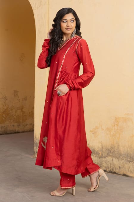 Buy ASRUMO Red Chanderi Embroidery Split V-neck Wildbloom Anarkali Set Buy_ASRUMO_Red Chanderi Embroidery Split V-neck Wildbloom Anarkali Set