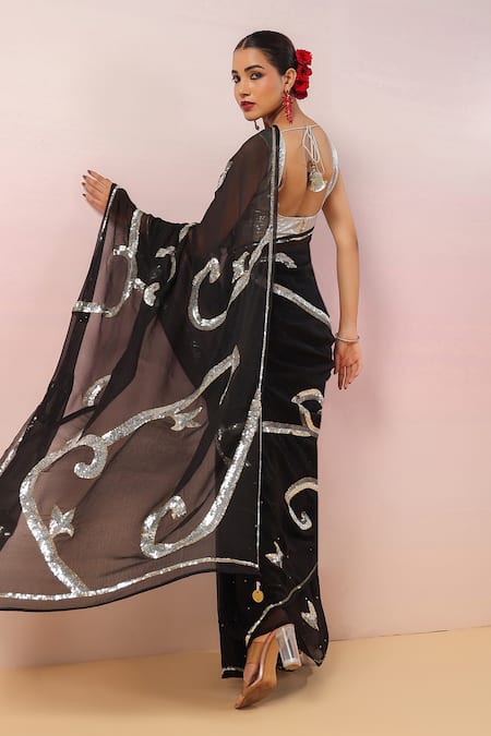 Ruar India Kalbeliya Sequin Wave Embroidered Saree 