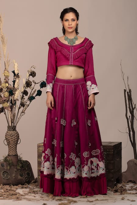 BEEJOLIYO Embroidered Tiered Hem Lehenga Set 