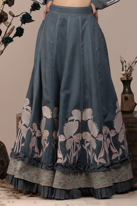 Shop Beejoliyo Gray Cotton, Suede Embroidery Sweetheart Neck Grey Layered Lehenga And Blouse Set Online at Aza Fashions Shop_Beejoliyo_Gray Cotton, Suede Embroidery Sweetheart Neck Grey Layered Lehenga And Blouse Set _Online_at_Aza_Fashions