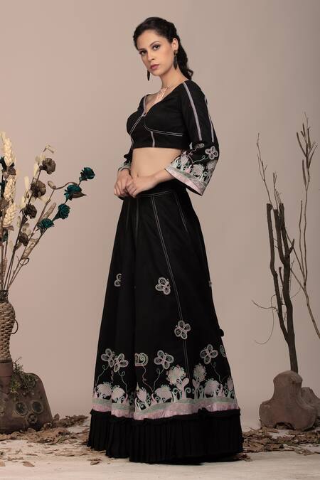Buy_Beejoliyo_Black Cotton, Suede Applique, Embroidery V-neck Floral Lehenga Set _Online_at_Aza_Fashions