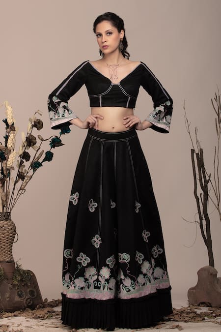 Beejoliyo_Black Cotton, Suede Applique, Embroidery V-neck Floral Lehenga Set _at_Aza_Fashions